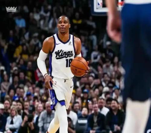 替补到首发！威少国王生涯初显锋芒，纵向对比上季数据看巨星转型