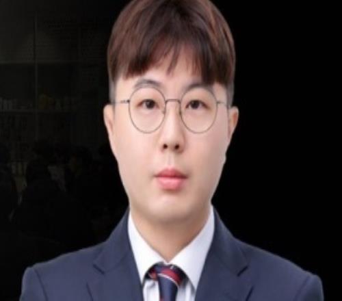 端起碗吃饭放下碗骂娘T1员工因发表针对Faker的言论被解雇