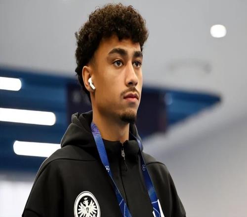 4球10助攻！22岁后防天才横空出世解约金5500万欧英超4豪门疯抢