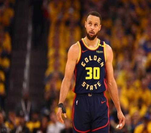 美媒选NBA新赛季实力榜前10：库里第7，约基奇第1，那詹姆斯呢