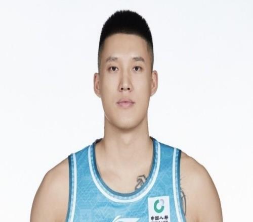 媒体人：曾繁日与吉林男篮已达成共识，11月窗口期有望加盟