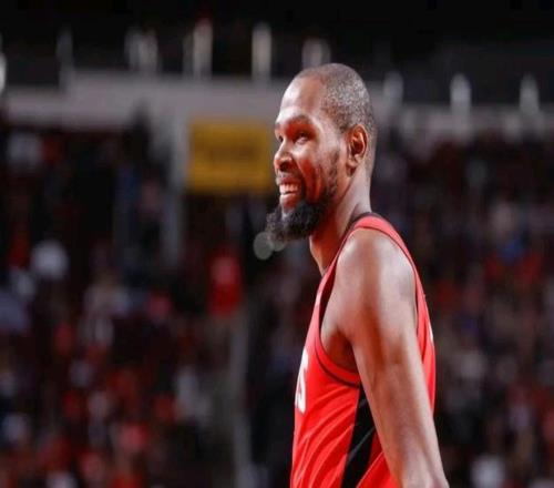 杜兰特26分10篮板4助攻火箭主场10097险胜太阳布克27分