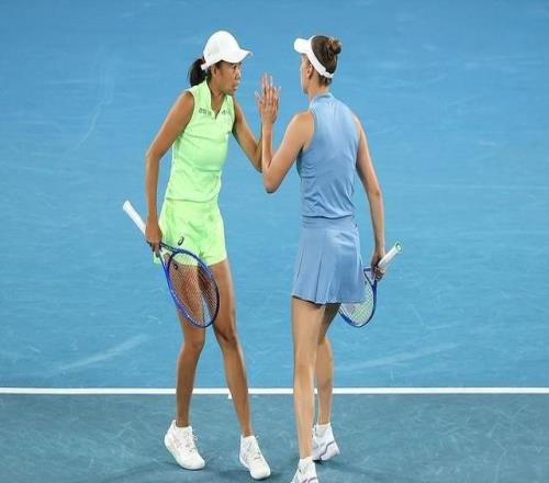 剑指冠军！张帅组合成功晋级澳网2026女双决赛