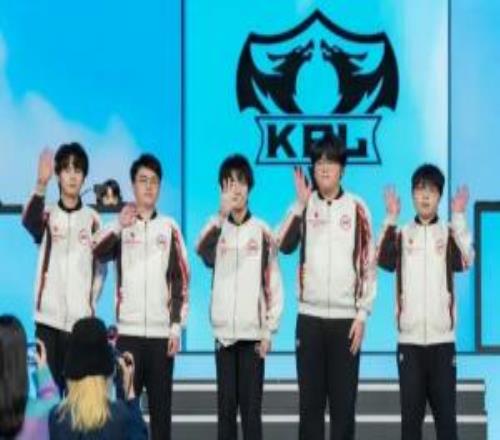 悲剧！JDG成为首支季后赛第一轮被零封的第三轮S组第一名