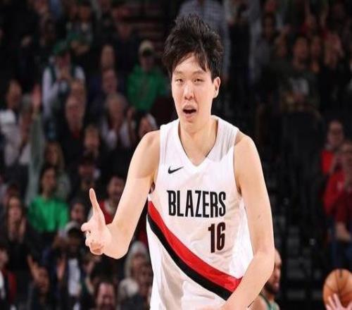 杨瀚森：新秀都会面对出场时间问题能做的就是努力训练提升自己