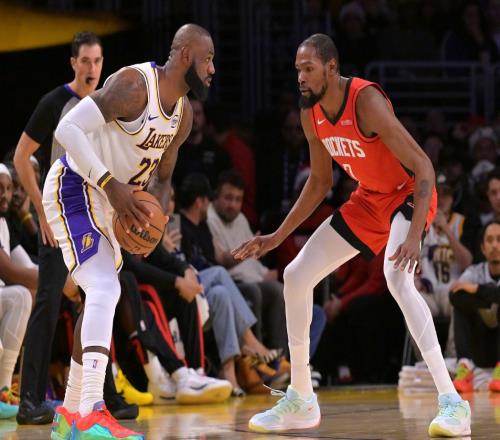 37岁高龄，出场时间联盟第二！开始沮丧了，你是不是又选错球队