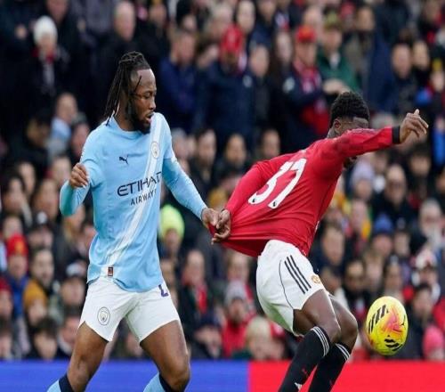 卡帅首秀梦剧场天亮！姆伯莫破僵局，多尔古定乾坤，曼联20曼城