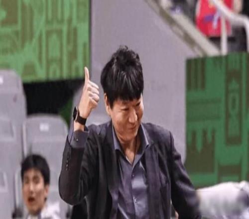 山东赢了北京，邱彪不在场，球队反而更稳了