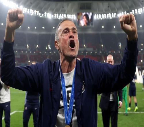 镜报：曼联已将恩里克列为正式主教练的主要目标之一