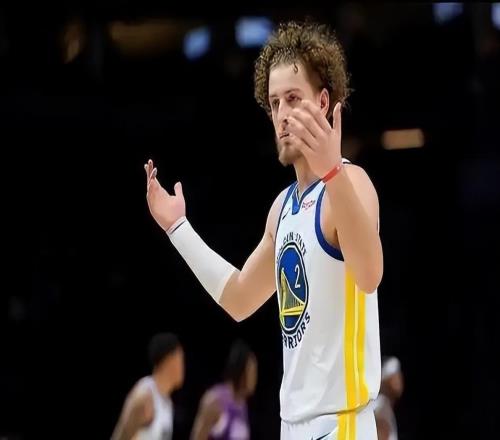 勇士王朝最后的机会，其实在2627赛季