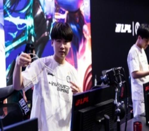 生涯第四次晋级S赛！Wei此前2次随队RNG八强随队BLG替补亚军