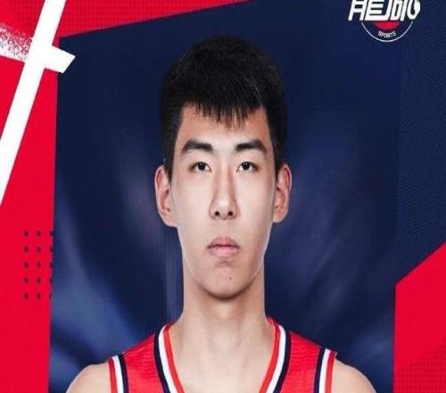 徐昕：感谢广州男篮的信任和认可也感谢广东男篮这么多年的培养