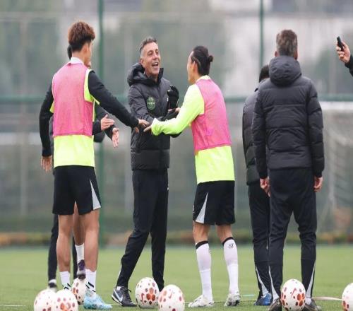 五外援齐亮相，浙江绿城再出发