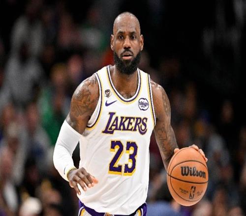 湖人125109大胜篮网球员评价：2人满分，7人及格，文森特低迷