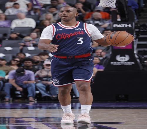 卢指导称赞保罗：在快船队训练营期间他的表现非常出色