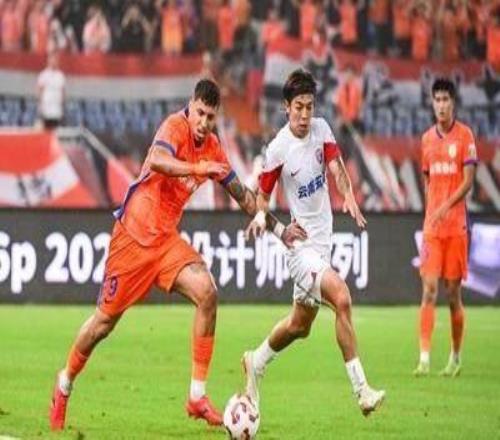 【中超】侯永永破门李小恒头球泰山1比1玉昆