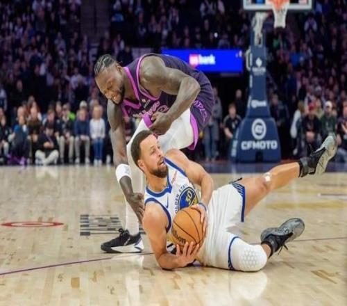 大冷门！勇士26分打爆西部劲旅：库里迎里程碑，爱德华兹难救主
