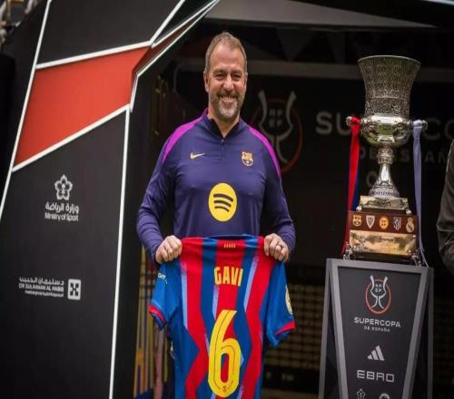 世体：巴萨正敲定新的球衣赞助协议，球衣背面或迎来商业化