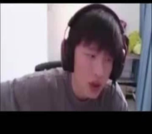 H4cker谈Elk亮小丑：他状态一般BLG季后赛就回来了我给兄弟说话