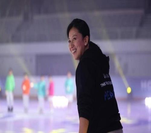 冰上筑梦以善为桥，HOPEONICE联合国难民署75周年慈善之夜温情启幕