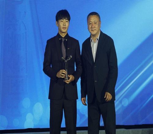 23天前获中国金童奖！17岁蓉城红星无缘中超+中乙名单或无球可踢