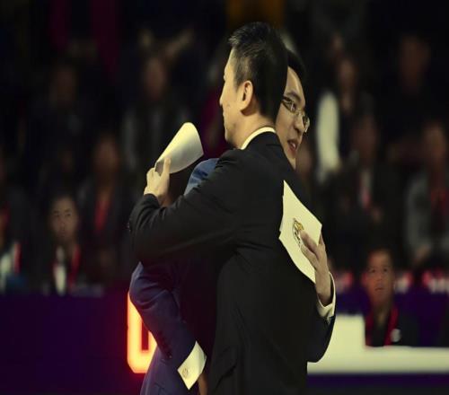 杨鸣深夜发声支持中国男篮！队长还是赵睿，最强首发必是他们五人