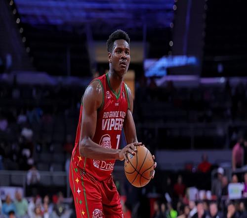 还是难以得到更多信任，火箭二队先发中锋的能力没办法发挥出来