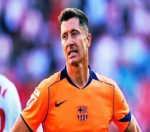 西媒：巴萨决定不与莱万续约