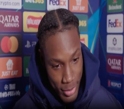 拜菲尔德：完成热刺首秀是梦想成真，希望未来还能有机会登场