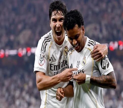 阿斯：皇马右路重现生机，阿韦洛亚面临幸福的烦恼