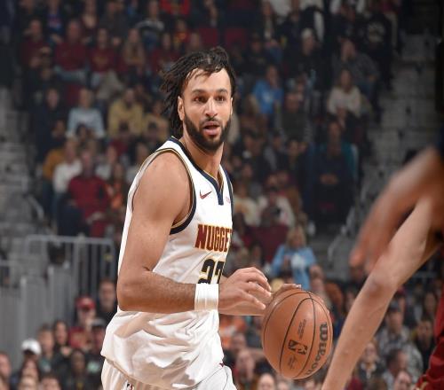 场均轰25+4+7！约基奇倒下2.08亿王牌挑大梁：冲击全明星