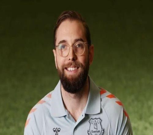 英超前3轮统计：曼联多项进攻数据排名第1罗马诺：曼联在转会窗最后48小时报价加拉格尔，但遭拒