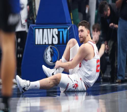 火箭输独行侠！杜兰特空砍34+7！一战看清4个现实，申京不能交易