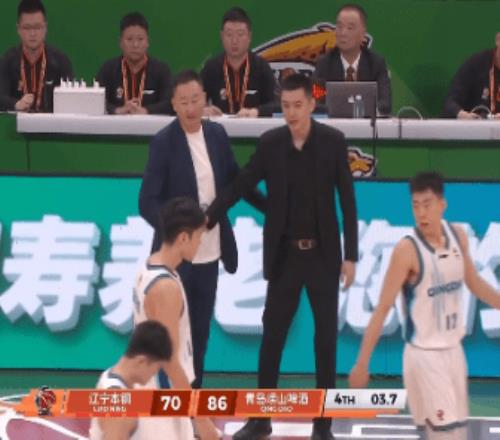 CBA辽宁7086青岛吞2连败威尔斯空砍33分