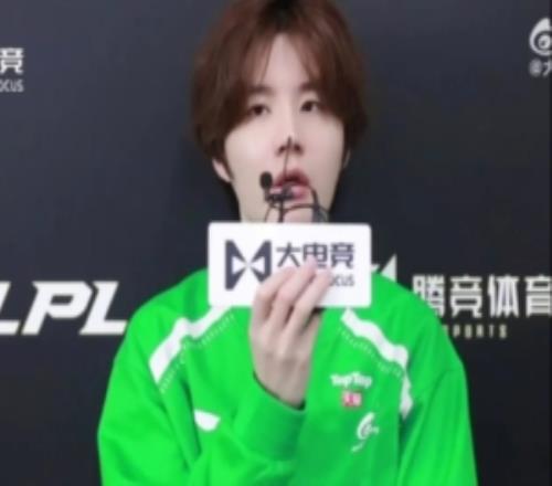 Crisp：我们积分不高要击败很多对手全队都会为S赛奋斗