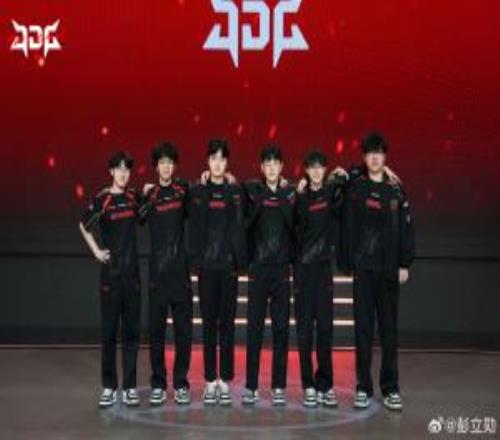 看完BLG比赛才舍得发微博Xun更博：骑士之路继续加油兄弟们
