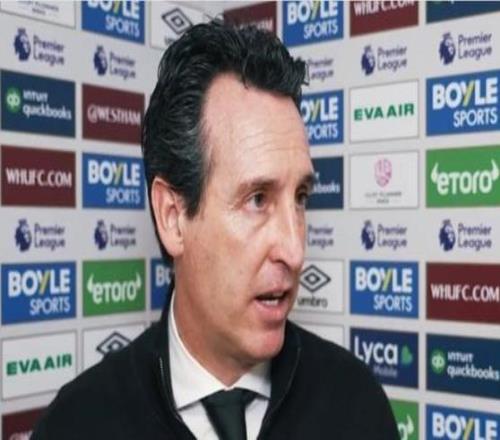 埃梅里：大马丁受伤了，希望他能在对阵曼联前回归训练