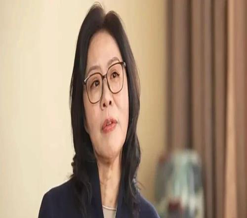 郎平：我有很多伤要康复，不能再设什么目标了