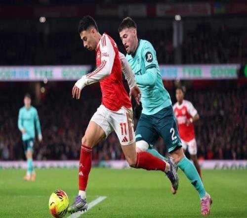 阿森纳状态堪忧运气爆表对副班长捡3分也是赚到