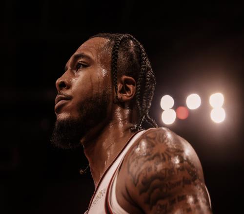 确诊了！右肩静脉血栓！火箭扔掉的NBA首轮秀