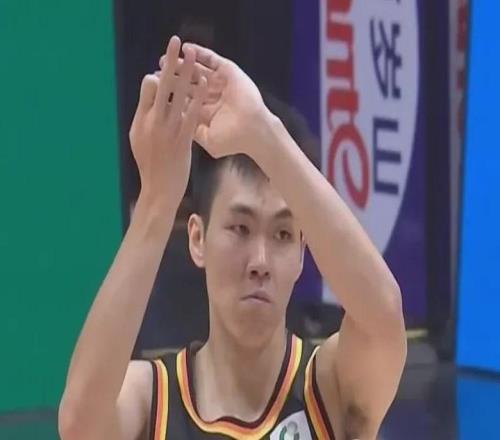 广西之光庞峥麟打出生涯之夜！CBA，他来晚了！