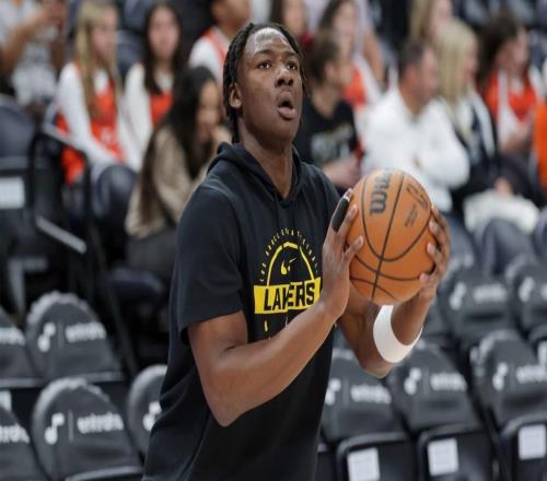 坏消息，湖人队新秀阿杜蒂耶罗因内侧副韧带扭伤将缺席数周