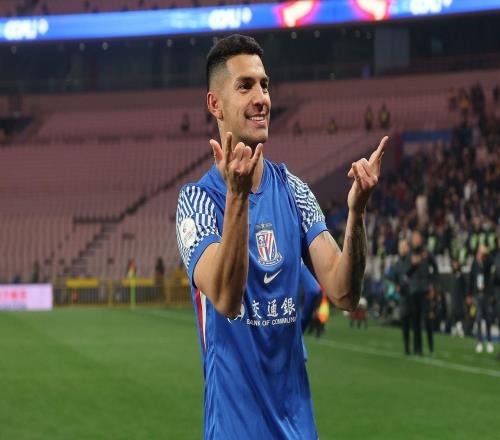 意外吗申花拒绝续约路易斯，离队后中超无人问津，灰溜溜回巴西