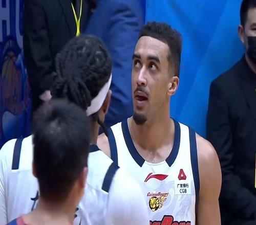 确认了！广东队留下萨林杰真实原因曝光，朱芳雨有望押宝沈梓捷