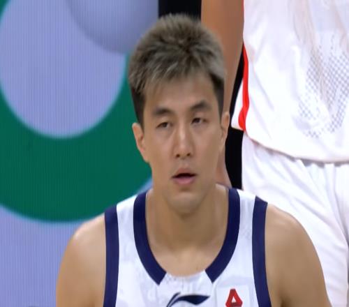 郭艾伦接受采访，感慨万千