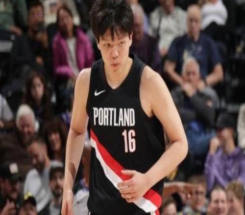 杨瀚森3分47秒出场时间创NBA生涯新低，同时是开拓者出场时间最少的