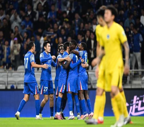 一场10让中超冠军存在悬念，前2相差2分，最后1轮决定冠军归属