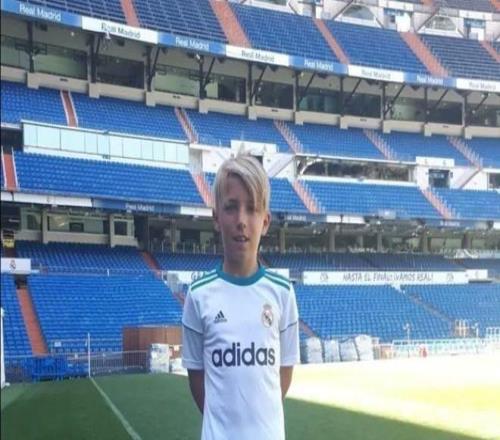 跟队：不用过分较真卡尔“儿皇梦”的言论，他没有离队打算