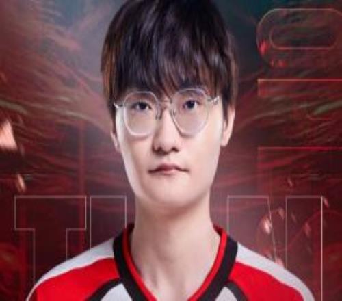 天神调整好了Tian节奏完爆第一赛段MVP三路带队走哪抓哪