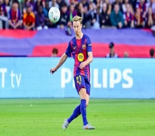 记者：德容因个人事务缺席对阵阿拉维斯的比赛